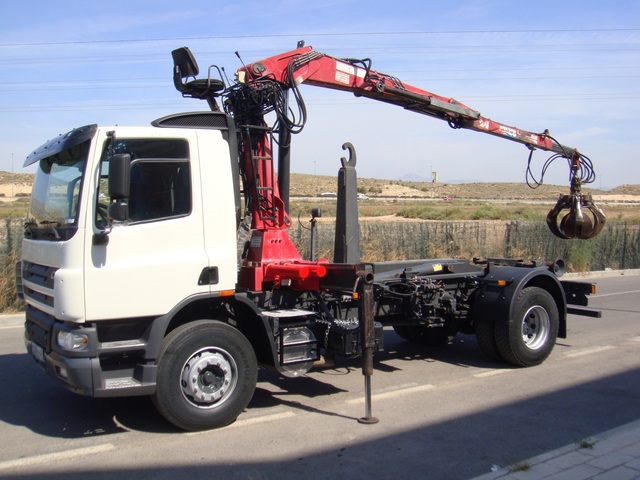 Alquiler de Camión Grúa (Truck crane) / Grúa Automática 18 tons .  en Valdivia, Los Lagos, Chile