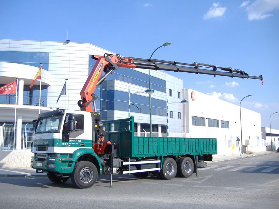 Alquiler de Camión Grúa (Truck crane) / Grúa Automática 50 tons.  en Punta Arenas, Magallanes, Chile